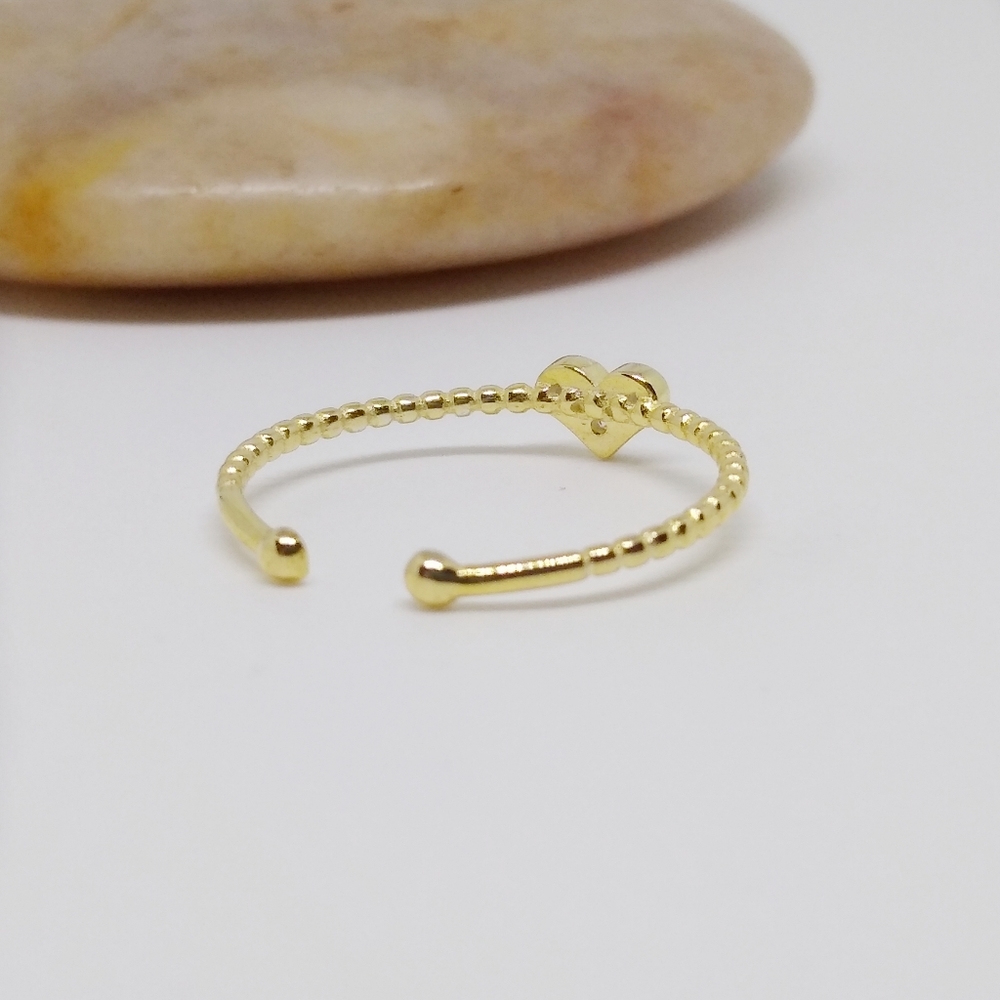 NEW Dainty Gold CZ Heart Twist Band Open Ring - Picture 3 of 4